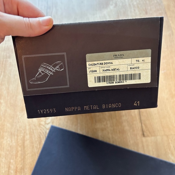 Vintage Prada heeled thongs - Picture 4 of 10